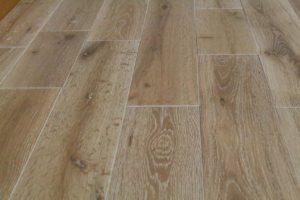 parquet chene massif cérusé blanc