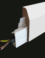 plinthe electrique blanche