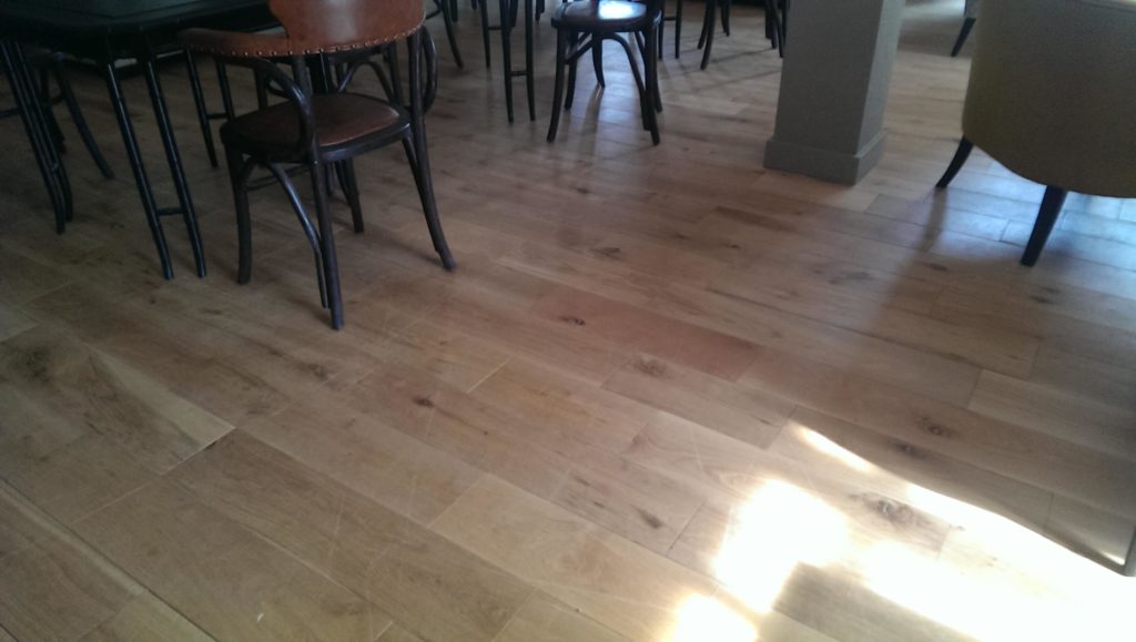 parquet chene massif naturel lames larges