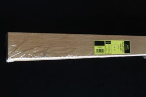 Plinthes revêtues chêne – 9 x 95 mm ( lot de 5 plinthes)