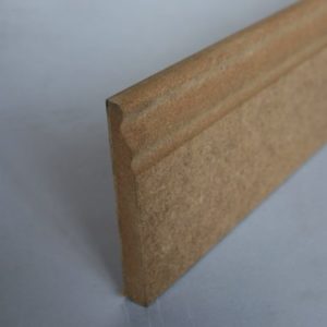 Plinthe moulurée Médium à peindre – 15 x 120 mm