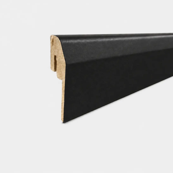 plinthe électrique clipsable noire